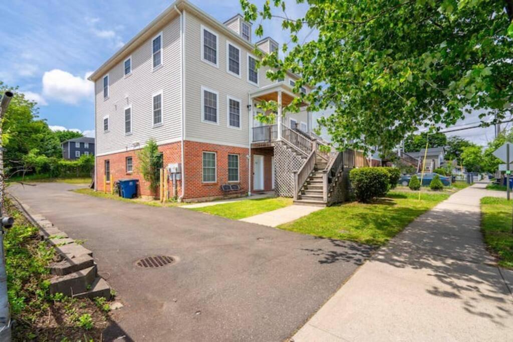 Gorgeous Waterfront 2 Bedroom 1 Bath Modern Home. New Haven Esterno foto